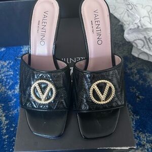 Worn once size 8 Valentino heels